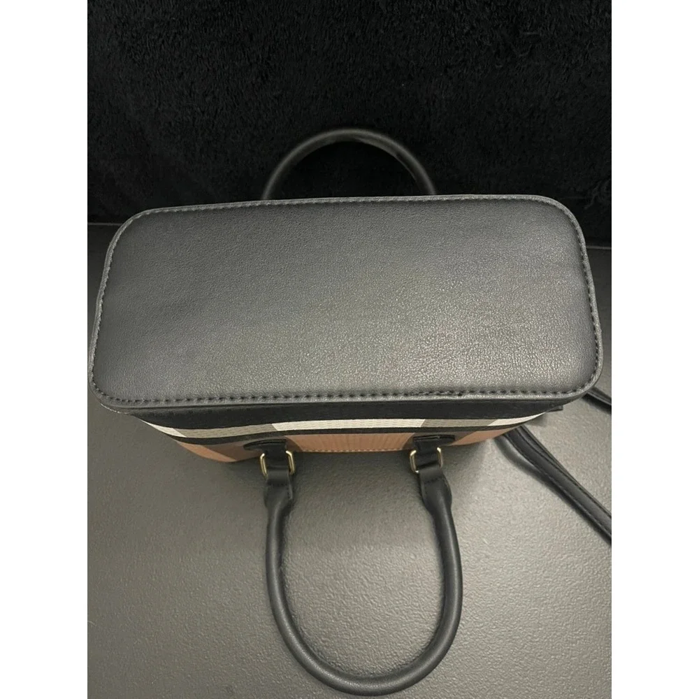 Unbranded this versatile